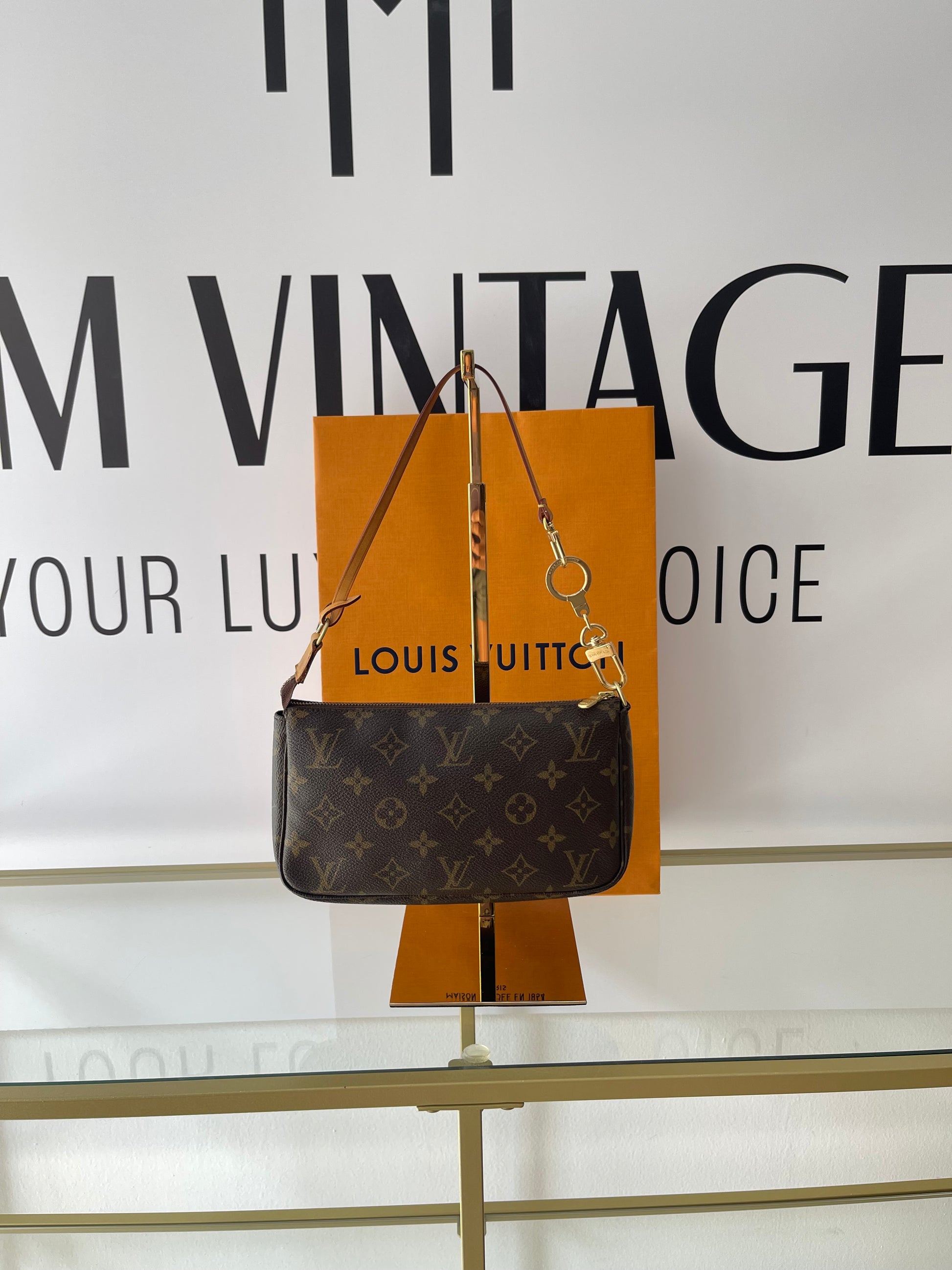Pochette Accessoires Monogram Louis Vuitton