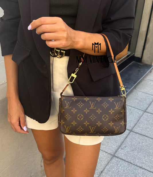 Pochette Accessoires Monogram Louis Vuitton
