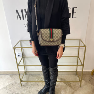 Borsa Ophidia GG Supreme dettaglio Web Gucci