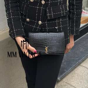 Wallet On Chain Cassandre Saint Laurent