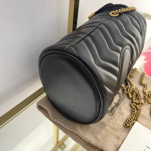 Borsa a secchiello GG Marmont Gucci