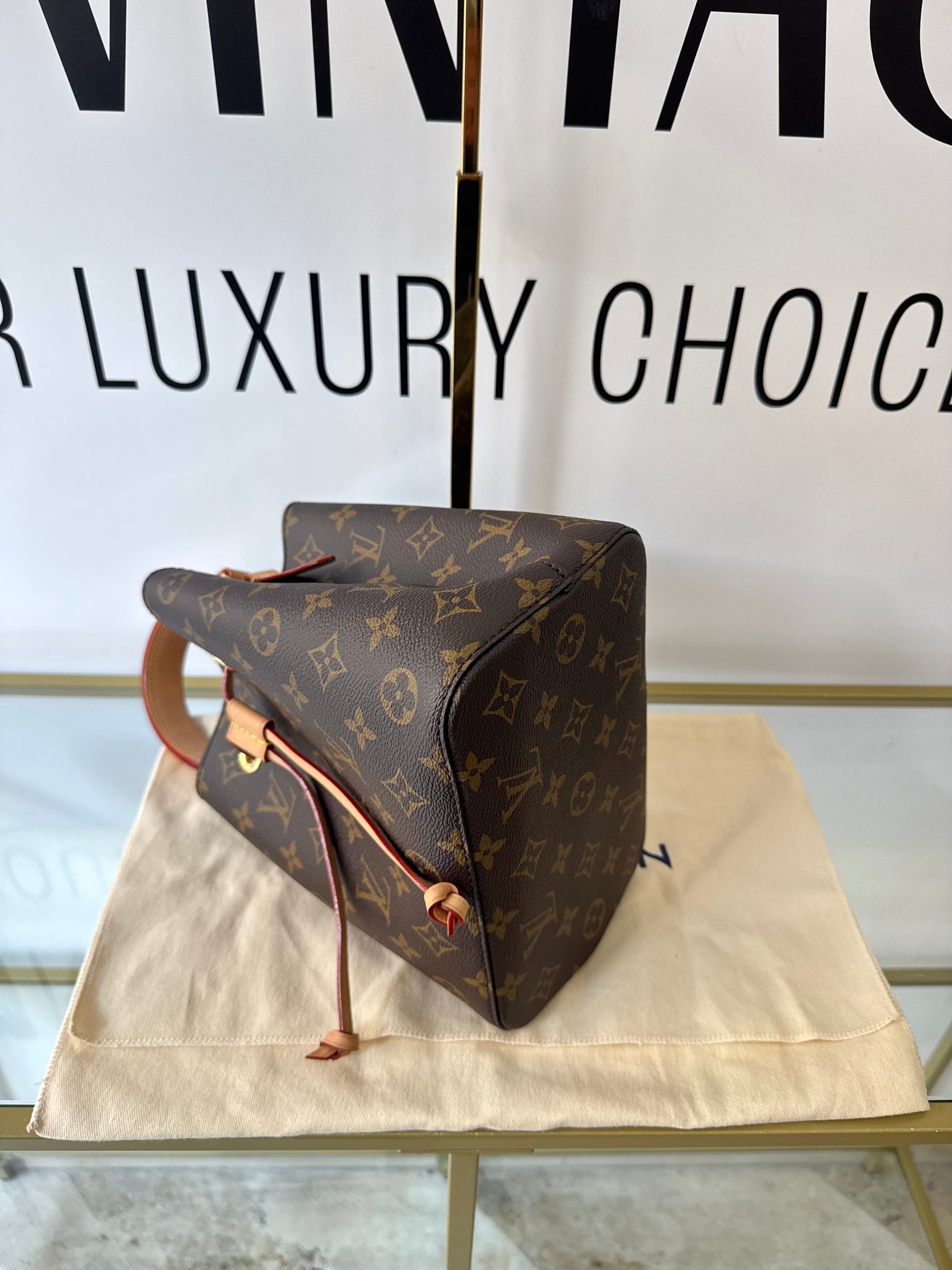 Borsa NéoNoé BB Monogram Louis Vuitton