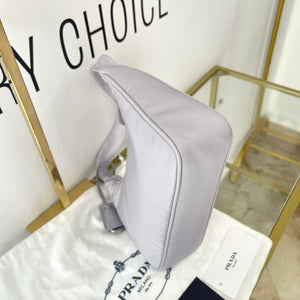 Borsa Re-Edition 2000 in Re-Nylon glicine Prada
