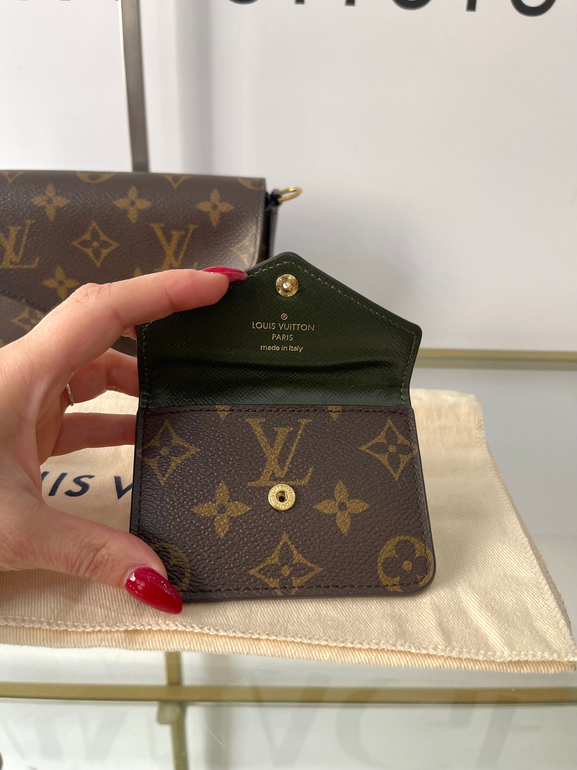 Pochette Félicie Strap & Go Monogram Louis Vuitton