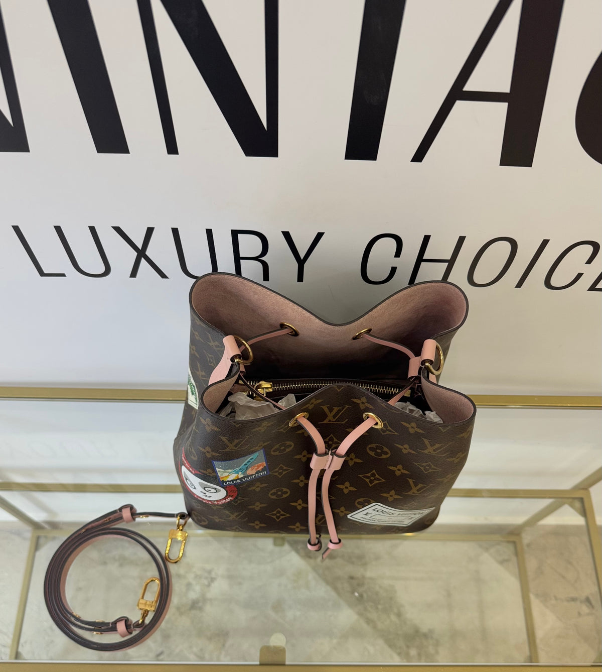 Borsa NéoNoé MM My LV World Tour Limited Edition Louis Vuitton