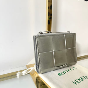 Portafoglio Cassette compatto argento Bottega Veneta