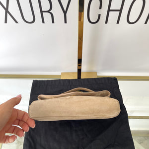 Pochette Cassandre in Suede Saint Laurent