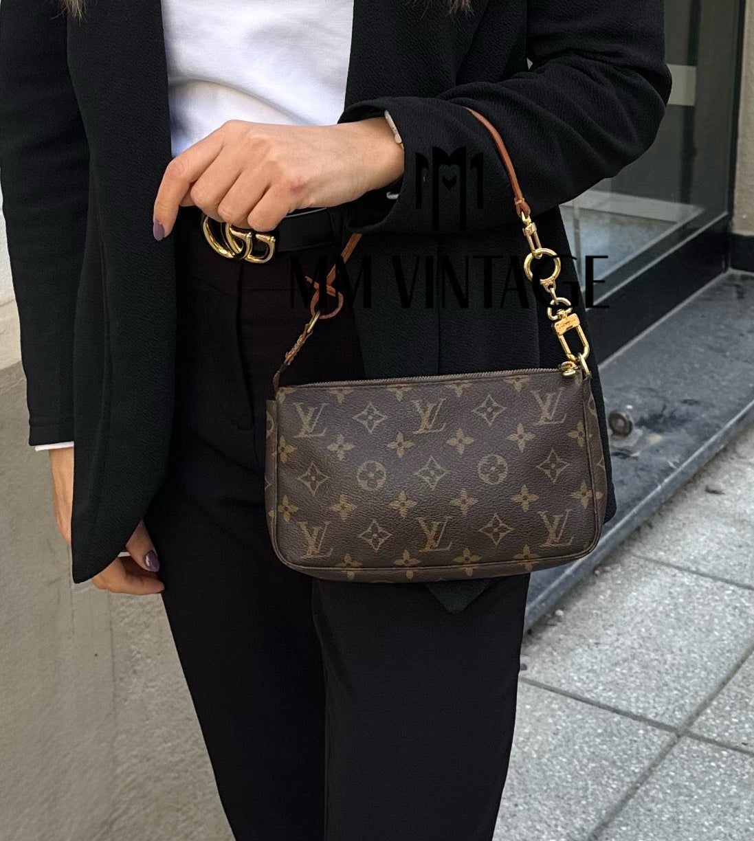 Pochette Accessoires Monogram Louis Vuitton