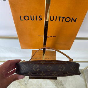 Pochette Accessoires Monogram Louis Vuitton