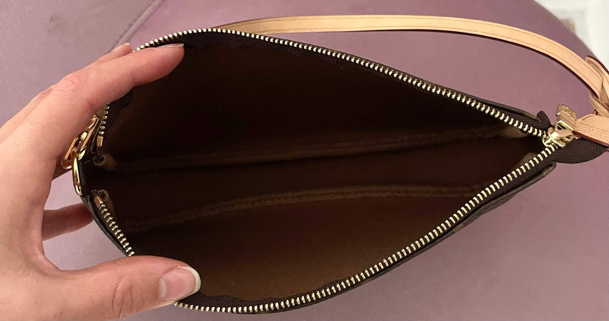 Pochette Accessoires Monogram Louis Vuitton