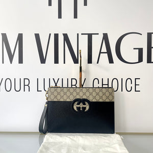 Pochette Interlocking GG Supreme Gucci