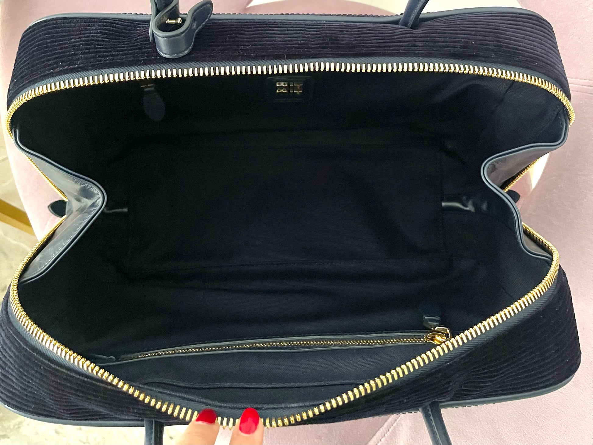 Borsa Beau in velluto a coste Miu Miu