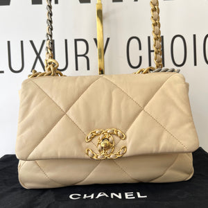Borsa Chanel 19