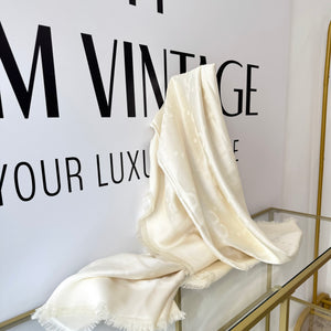 Scialle in lana e seta Jacquard con motivo GG bianco Gucci