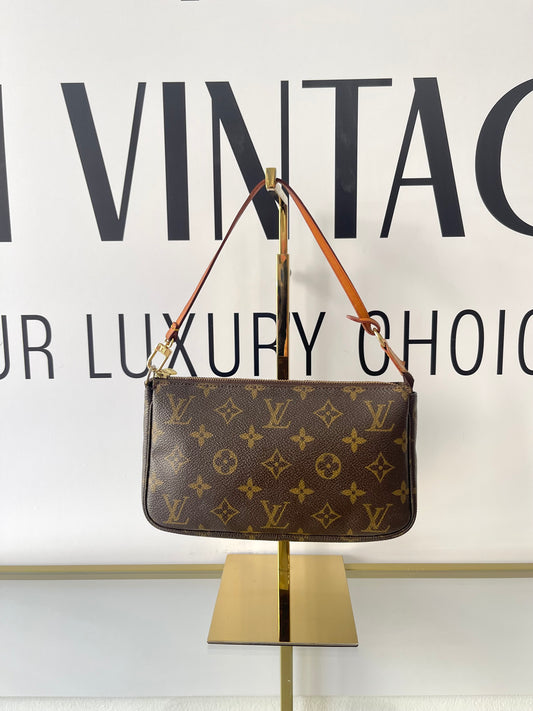 Pochette Accessoires Monogram Louis Vuitton