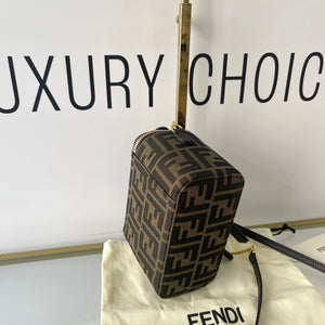 Borsa Vanity Fendi