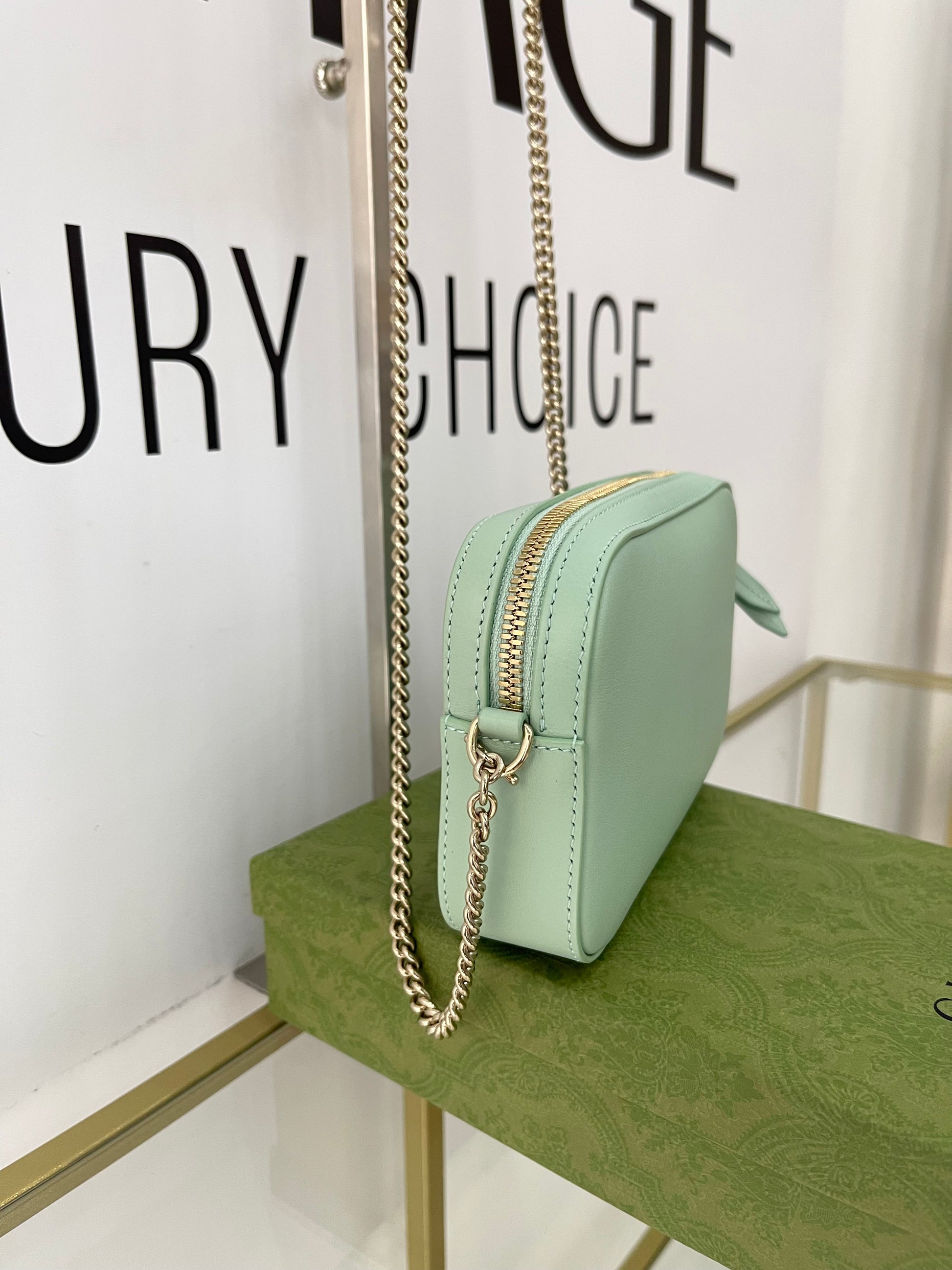 Borsa Mini Camera Bag GG Marmont Gucci