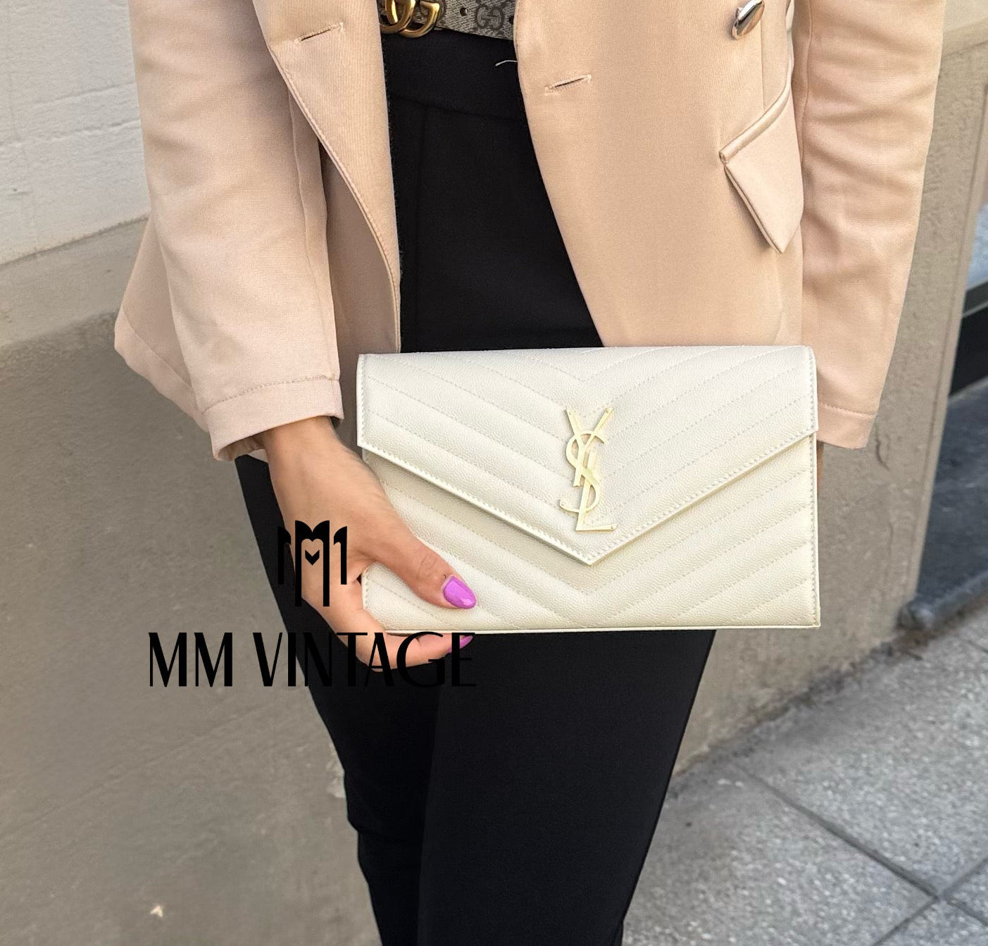 Wallet On Chain Cassandre Saint Laurent