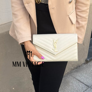 Wallet On Chain Cassandre Saint Laurent