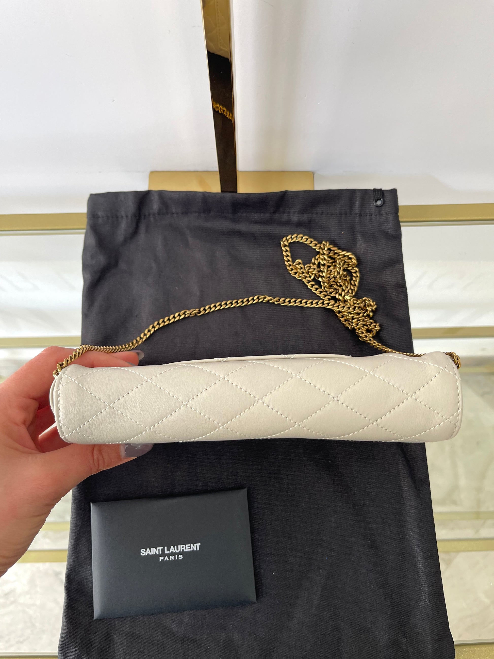 Pochette Gaby Saint Laurent