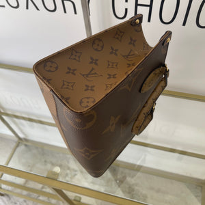 Borsa OnTheGo PM Monogram Reverse Giant Louis Vuitton