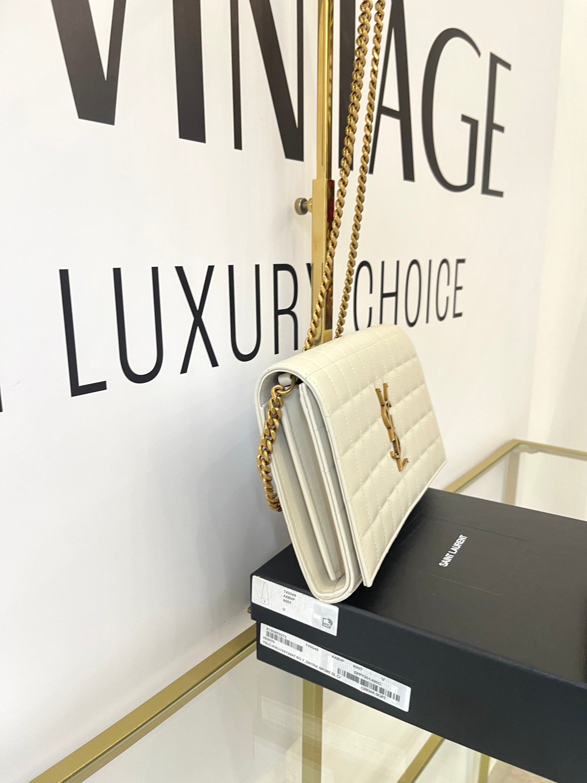 Wallet On Chain Cassandré Saint Laurent