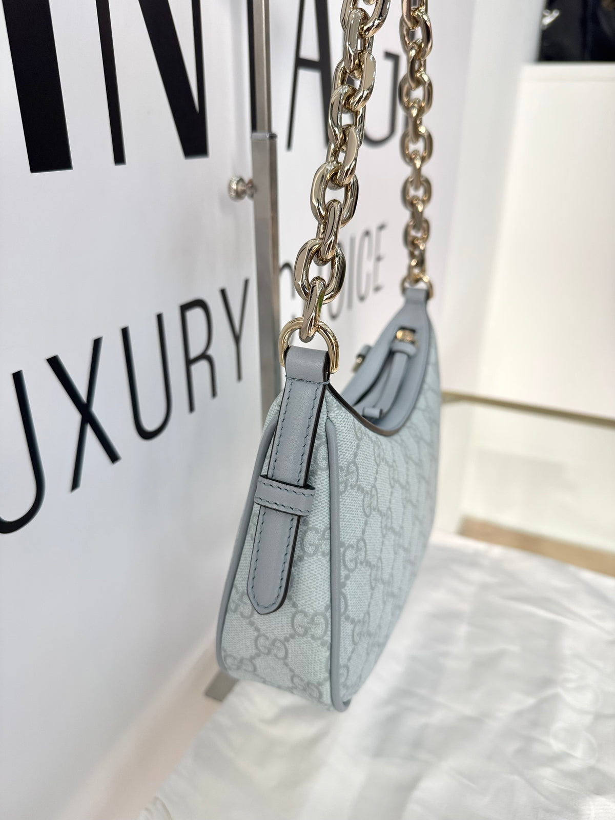 Borsa GG Emblem hw oro Gucci