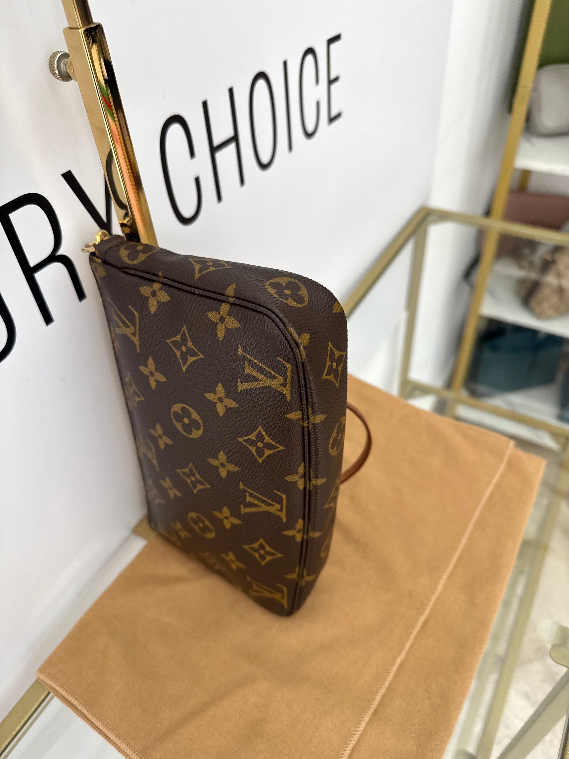 Pochette Accessoires Monogram Louis Vuitton