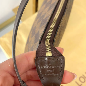 Pochette Accessoires Damier Ebène Louis Vuitton