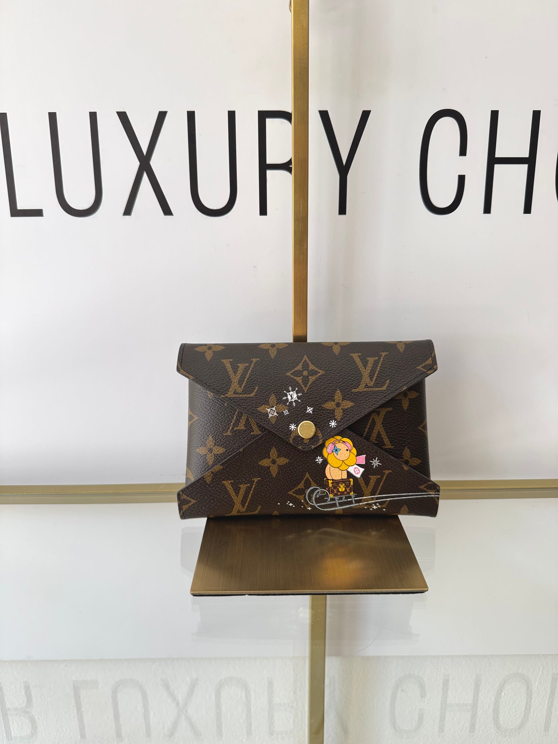 Kirigami Medium Monogram Vivienne Christmas Animation Louis Vuitton LIMITED EDITION
