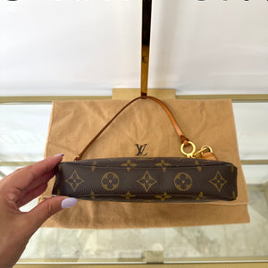 Pochette Accessoires Monogram Louis Vuitton