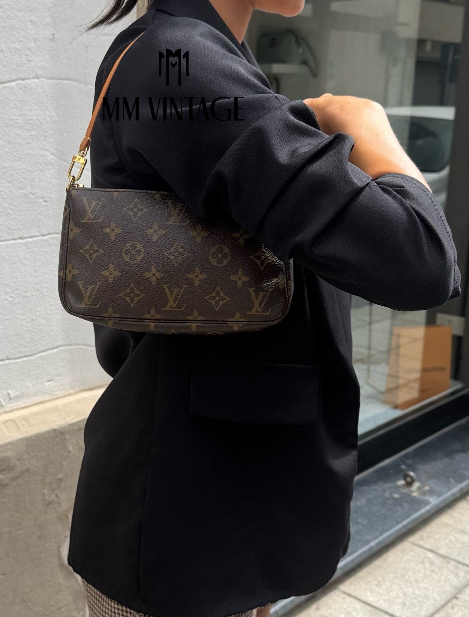 Pochette Accessoires Monogram Louis Vuitton