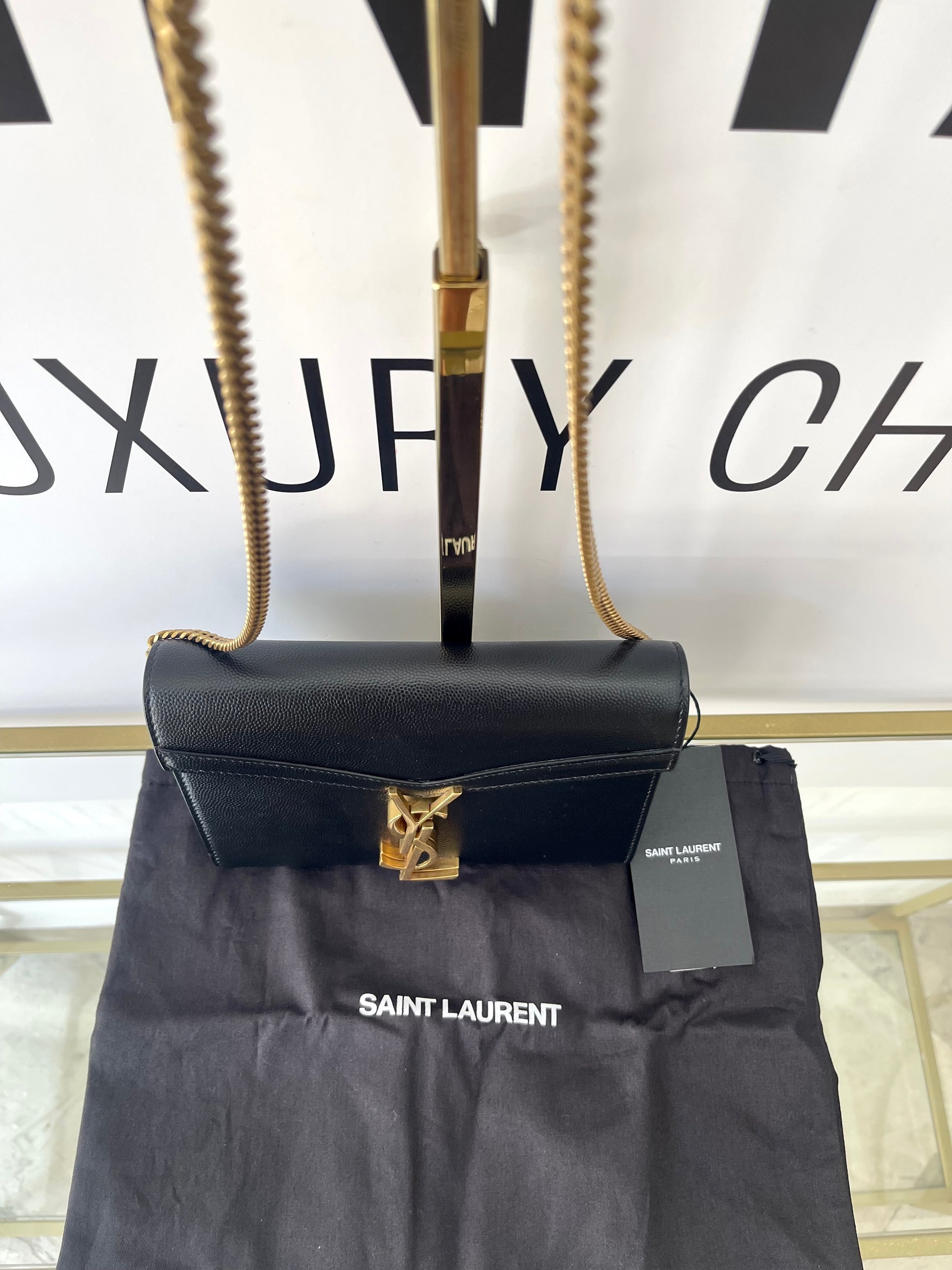 Wallet On Chain Cassandra Saint Laurent