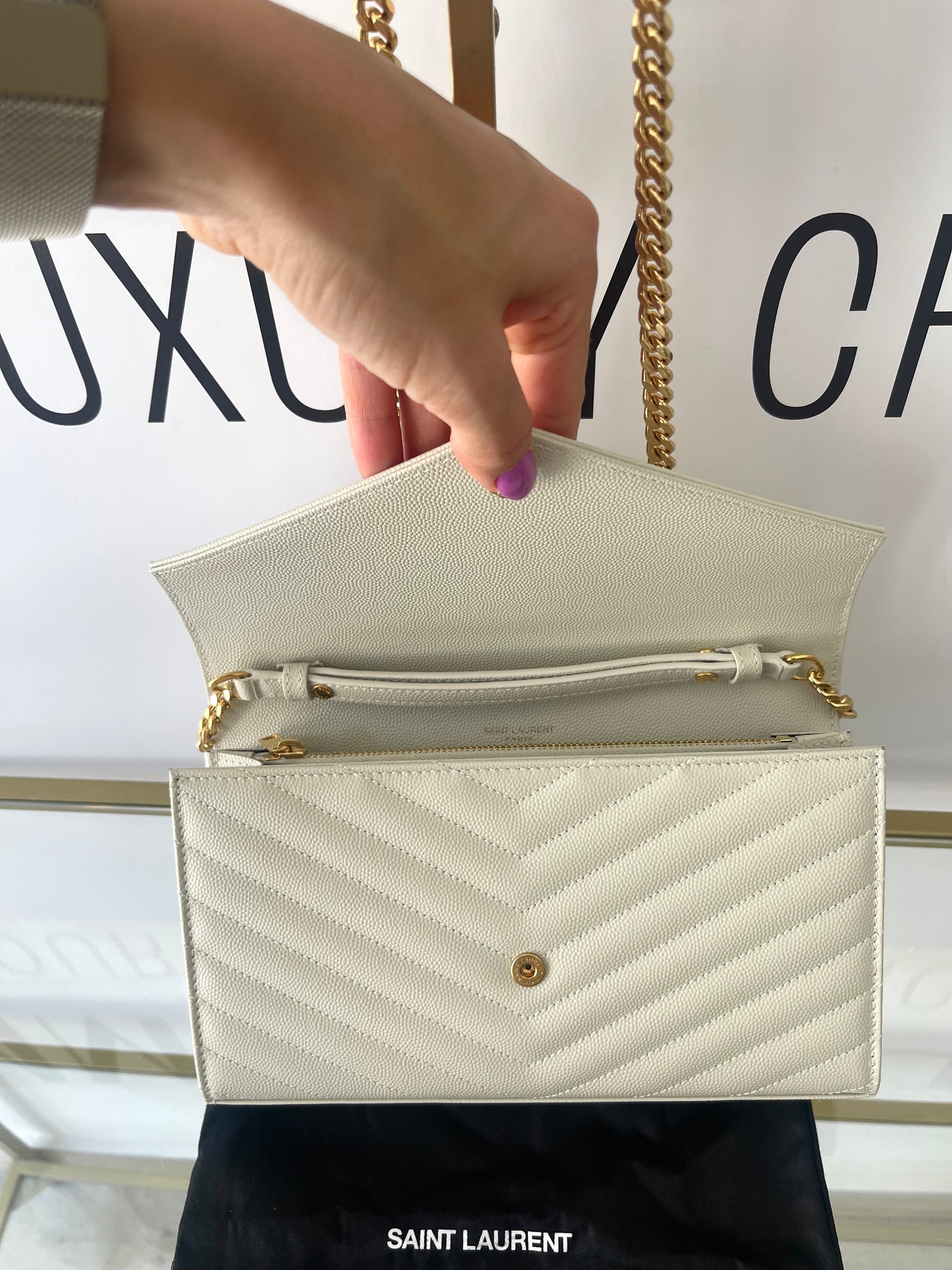 Wallet On Chain Cassandre Saint Laurent