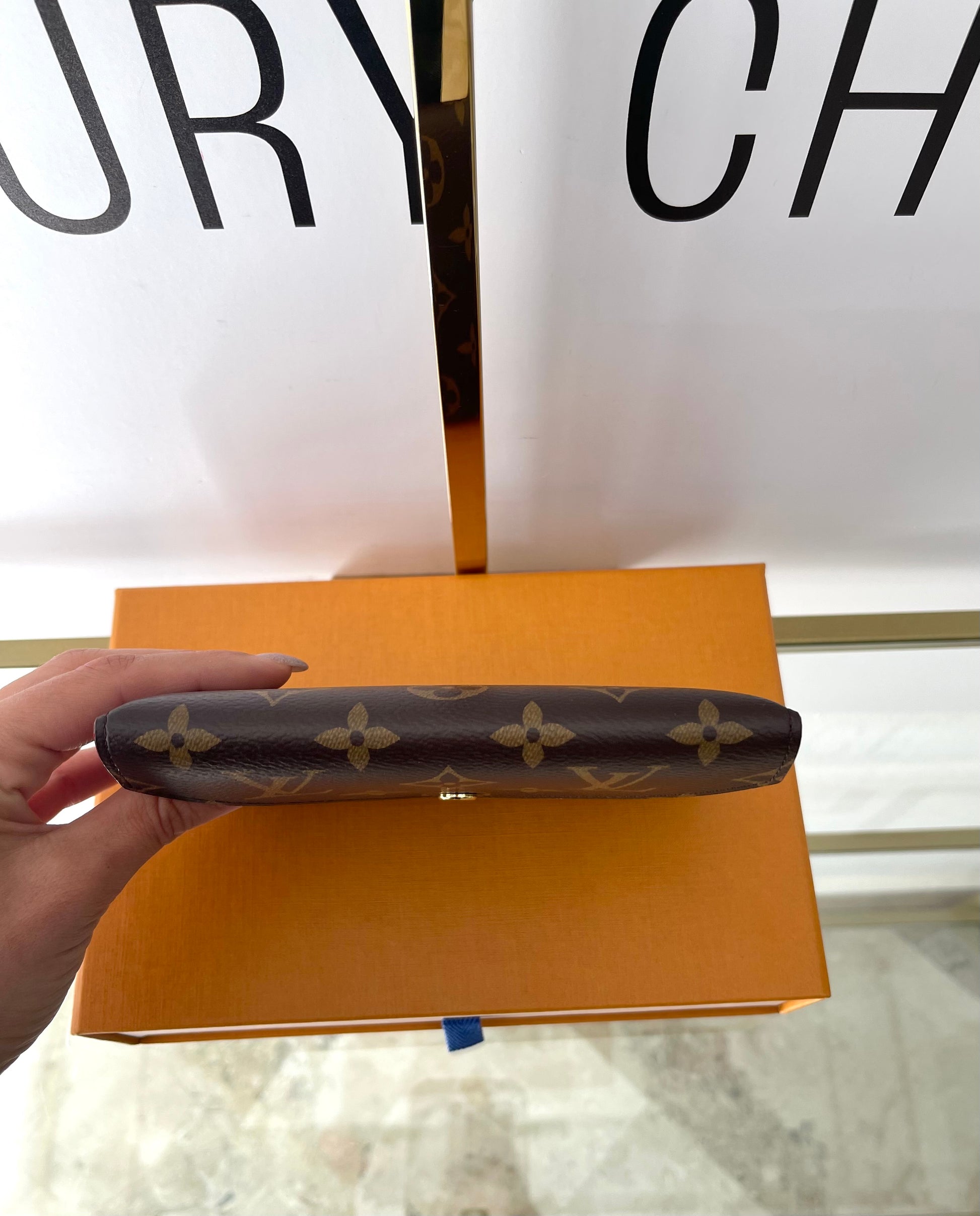 Pochette Kirigami Monogram Medium Louis Vuitton