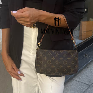 Pochette Accessoires Monogram Louis Vuitton