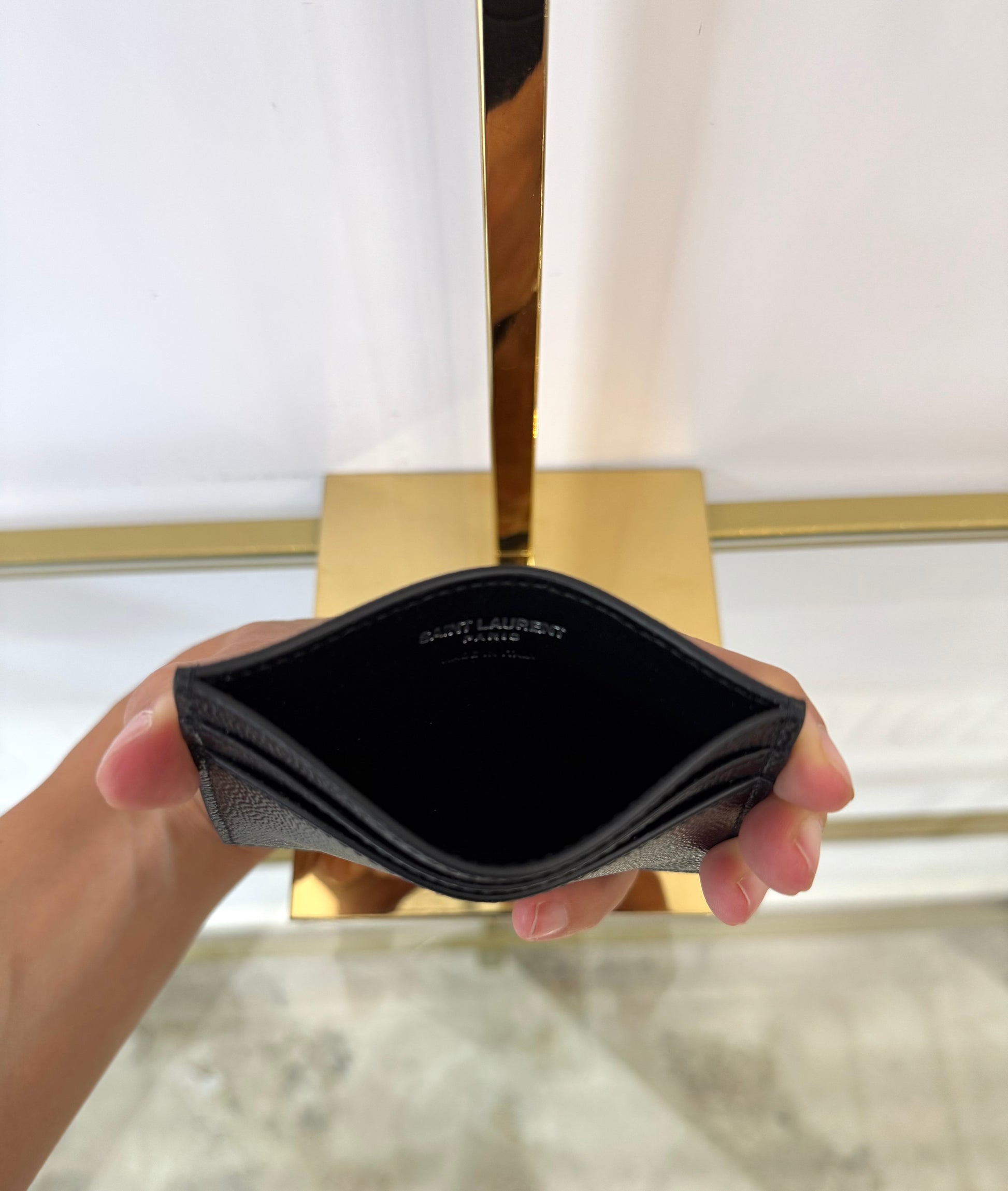 Portacarte in pelle martellata Saint Laurent nero