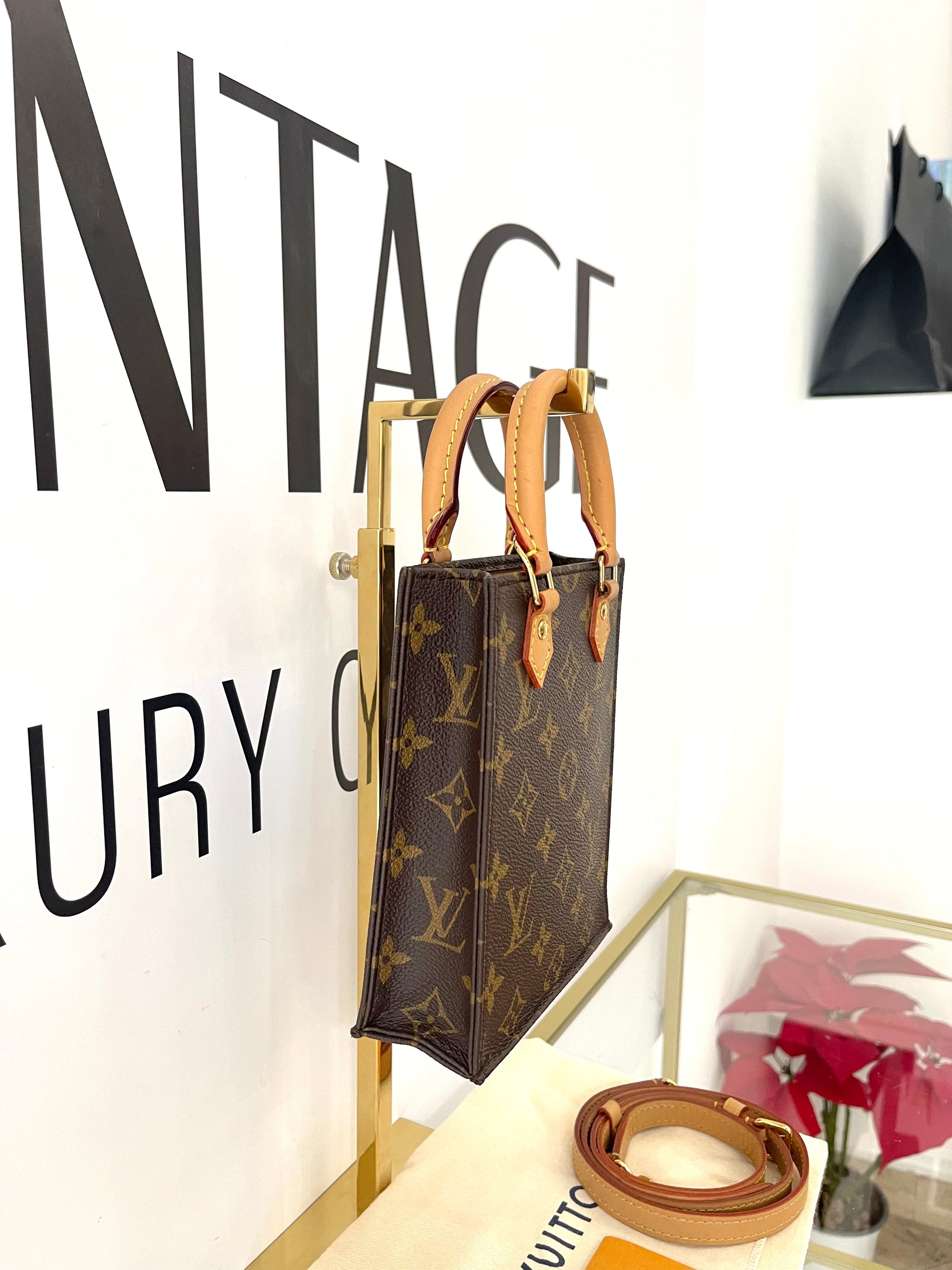 Borsa Petit Sac Plat Monogram Louis Vuitton