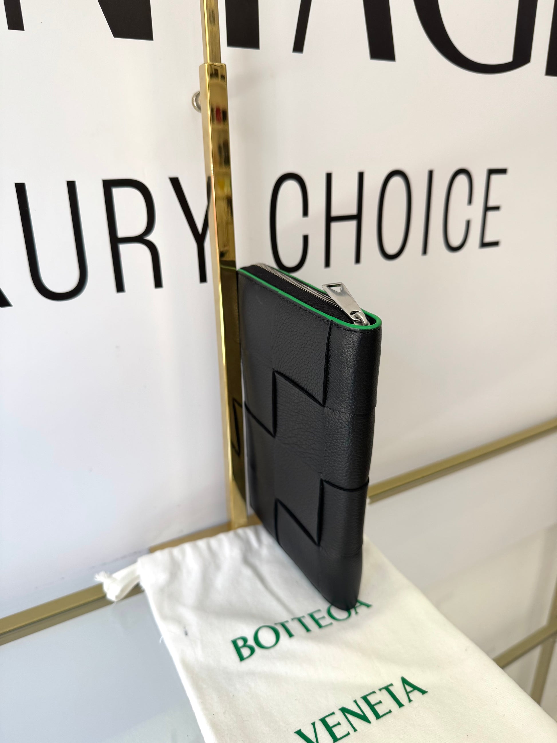 Portafoglio Cassette nero Bottega Veneta