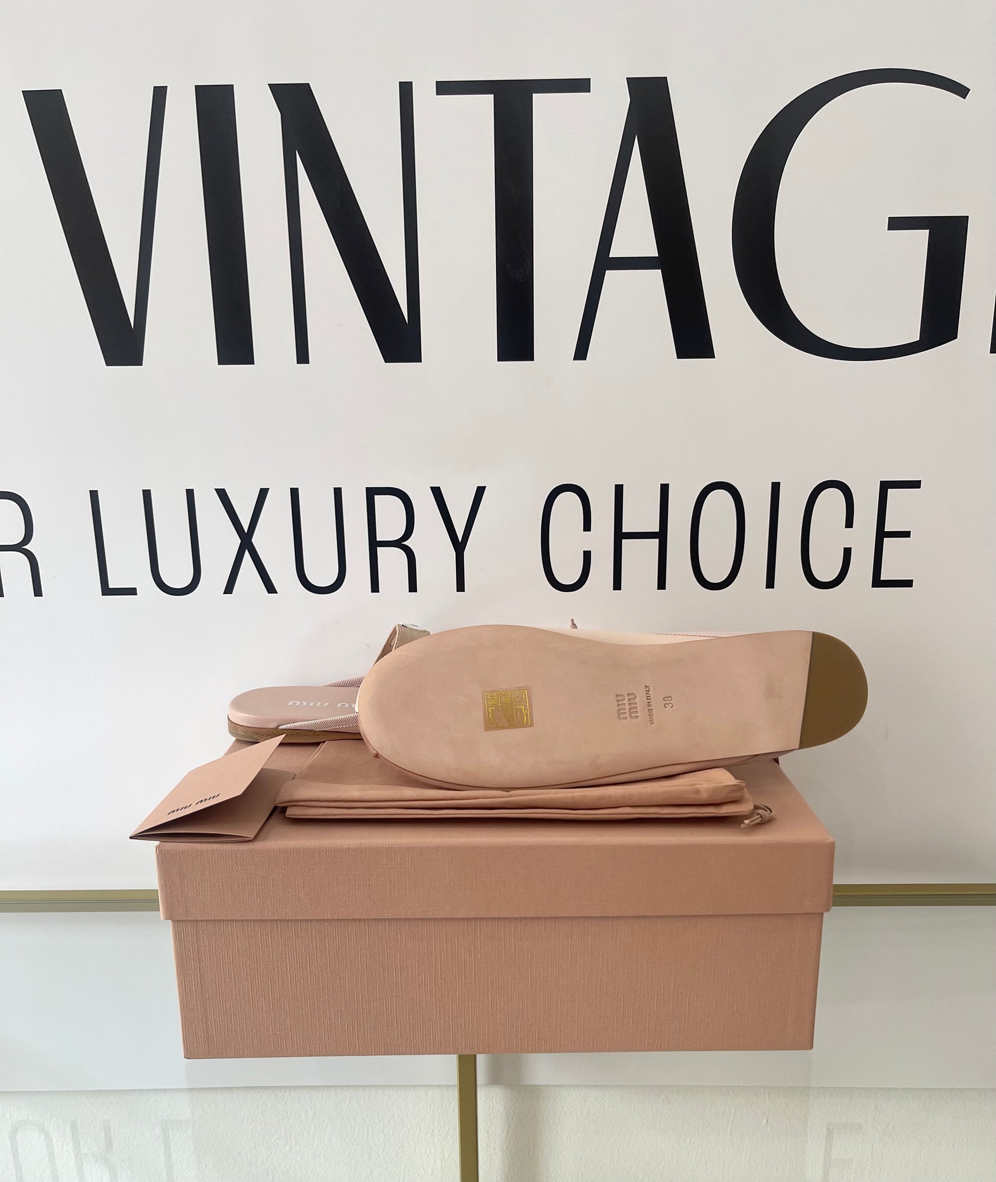 Ballerine in raso Miu Miu