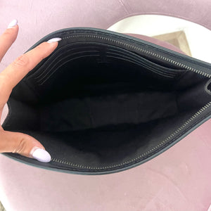 Pochette Voyage MM Monogram Eclipse Louis Vuitton