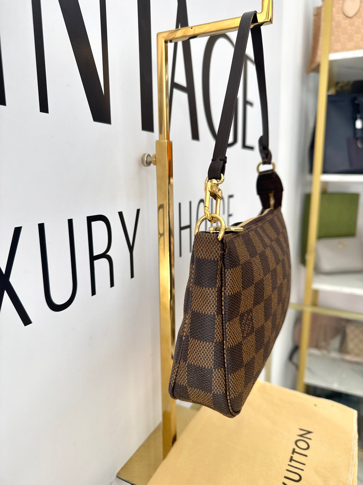 Pochette Accessoires Damier Ebéne Louis Vuitton