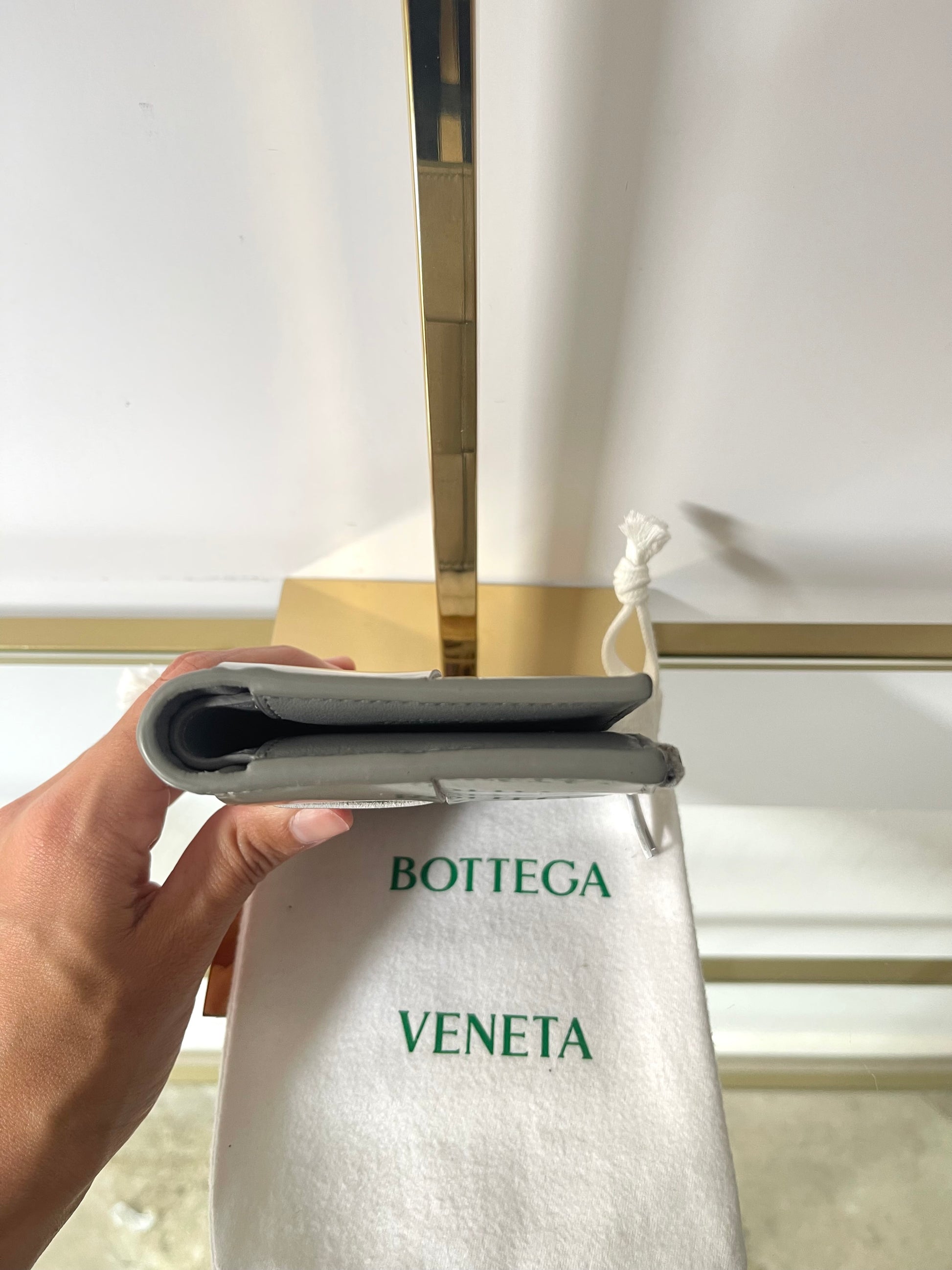 Portafoglio Cassette compatto argento Bottega Veneta