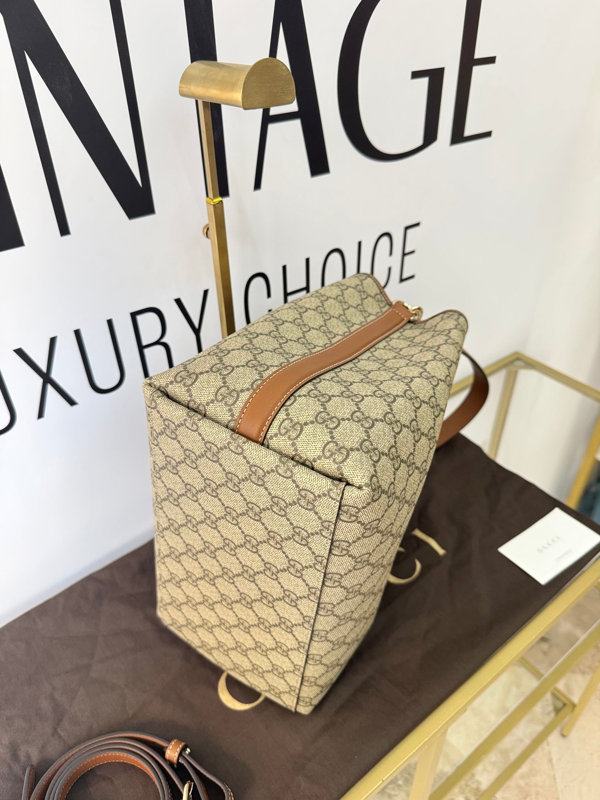 Borsa a Secchiello GG Emblem Gucci