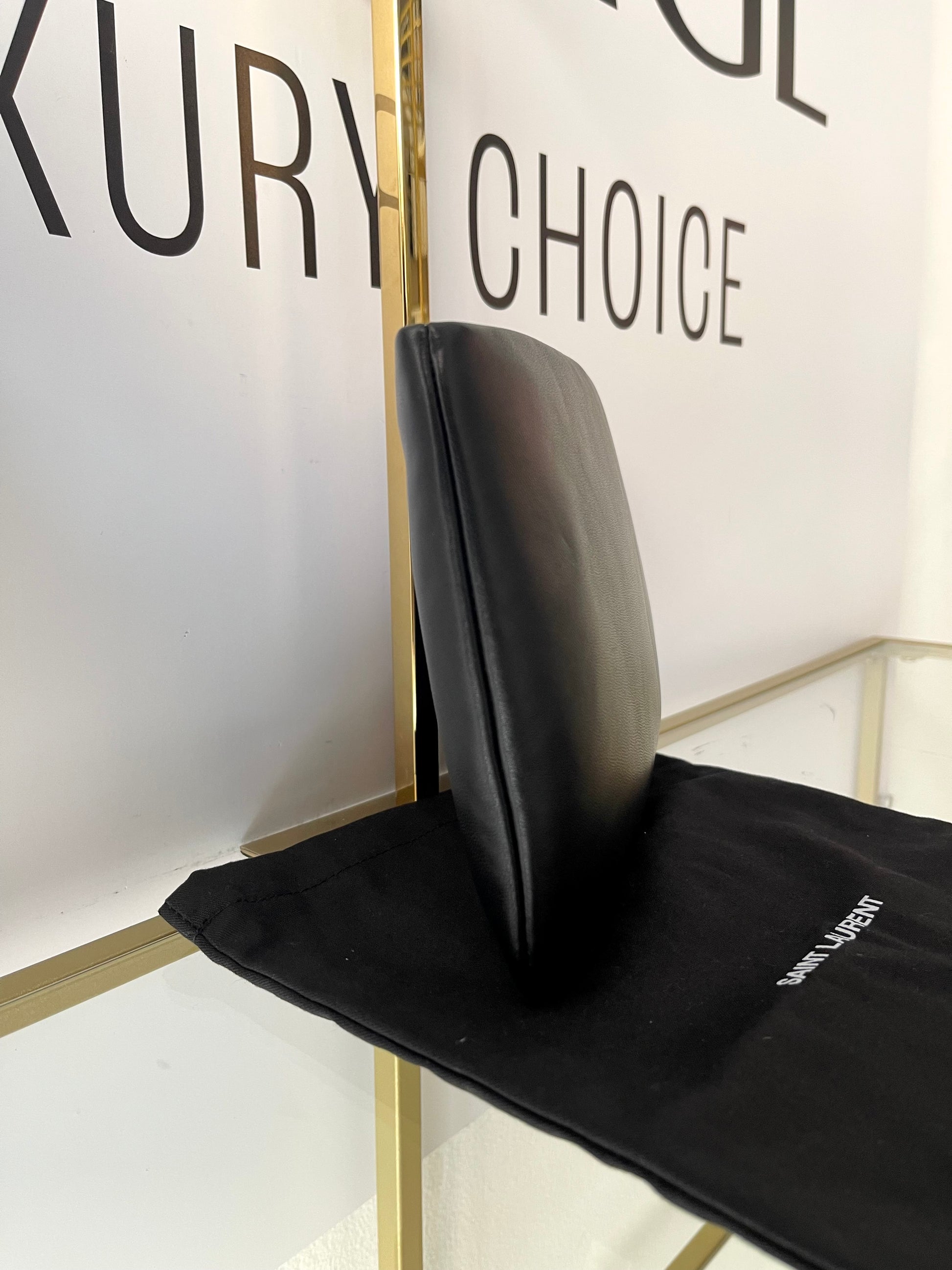 Pochette Saint Laurent