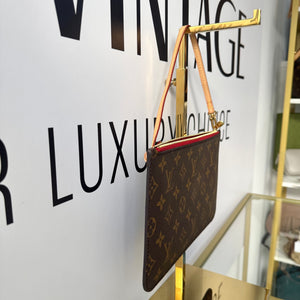 Pochette Monogram Louis Vuitton