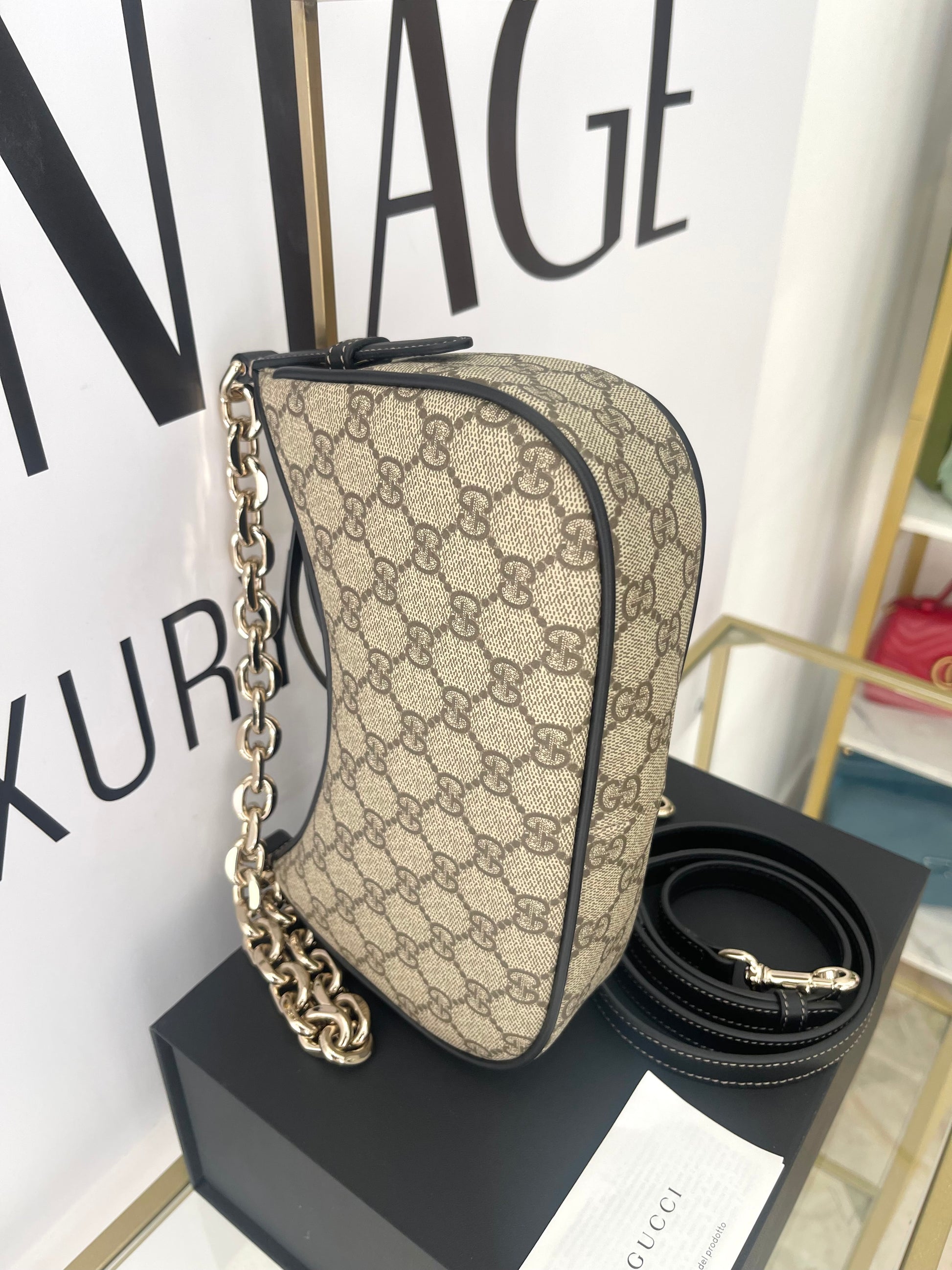 Borsa GG Emblem Gucci