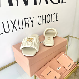 Sandali in pelle Matelassè Miu Miu