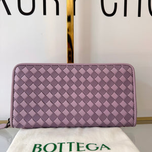 Portafoglio con zip viola Bottega Veneta