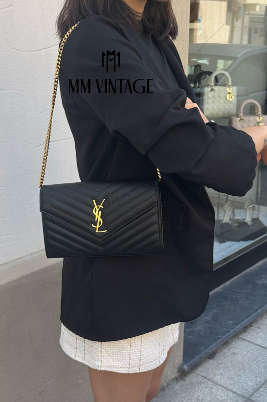 Wallet On Chain Cassandre Saint Laurent